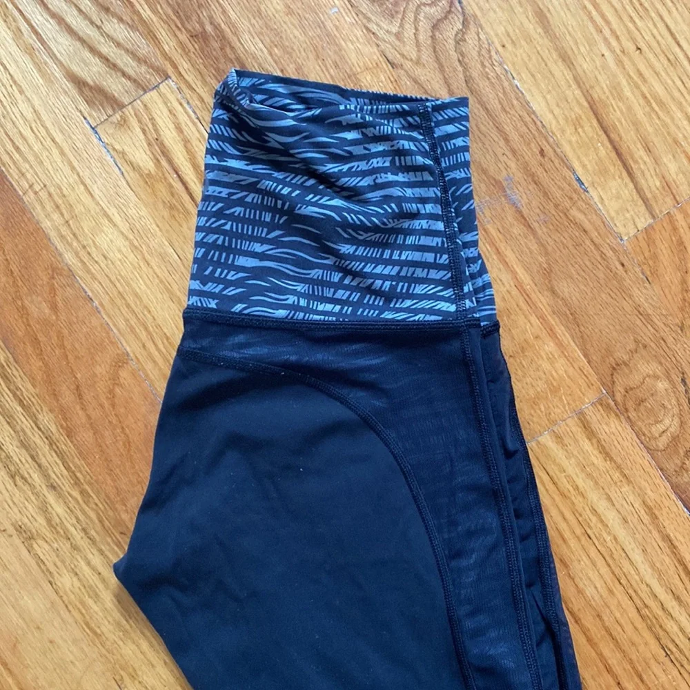 lululemon 2 leggings - Picture 4 of 6